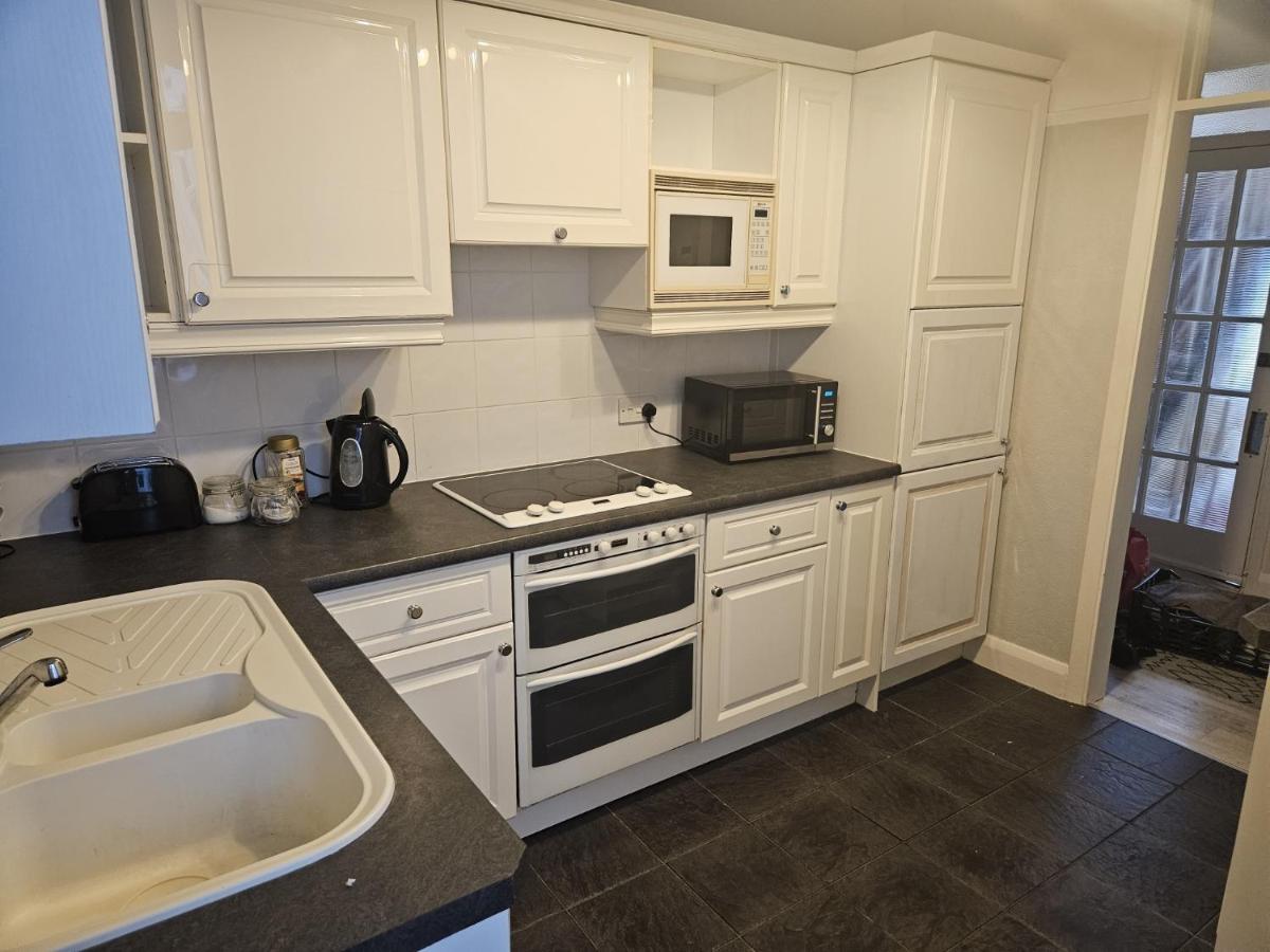 Leigh-On-Sea Retreat - 2 Bedroom Apartment Extérieur photo